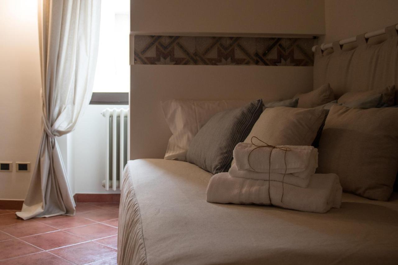 Cece Nove - Sotto L'Arco Bed & Breakfast Rutigliano Bagian luar foto